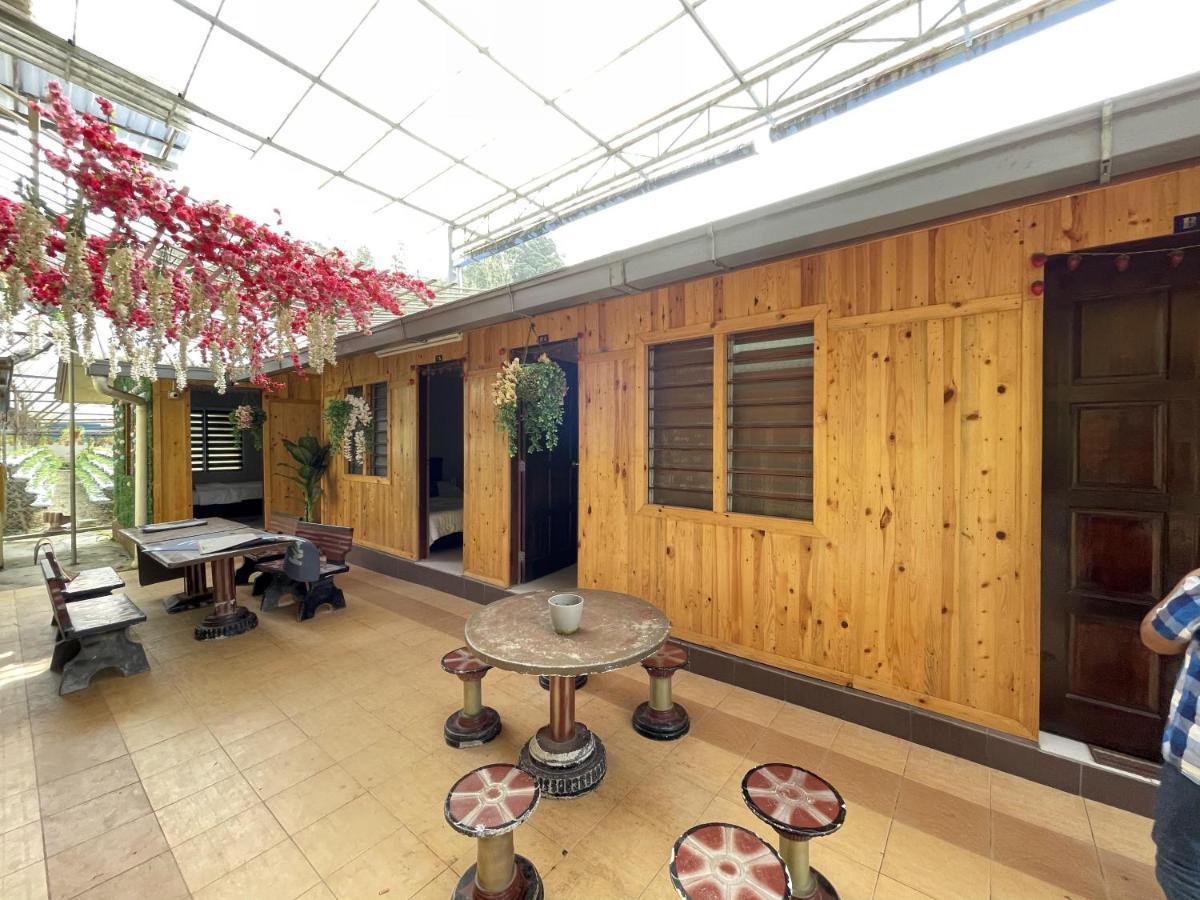 Aiza Homestay Opposite Abang Strawberry Taman Sedia Tanah Rata Exterior foto